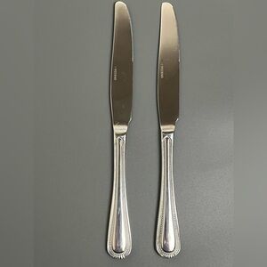 Oneida Countless Stainless 2 Dinner Knives Beaded Glossy Flatware E51N